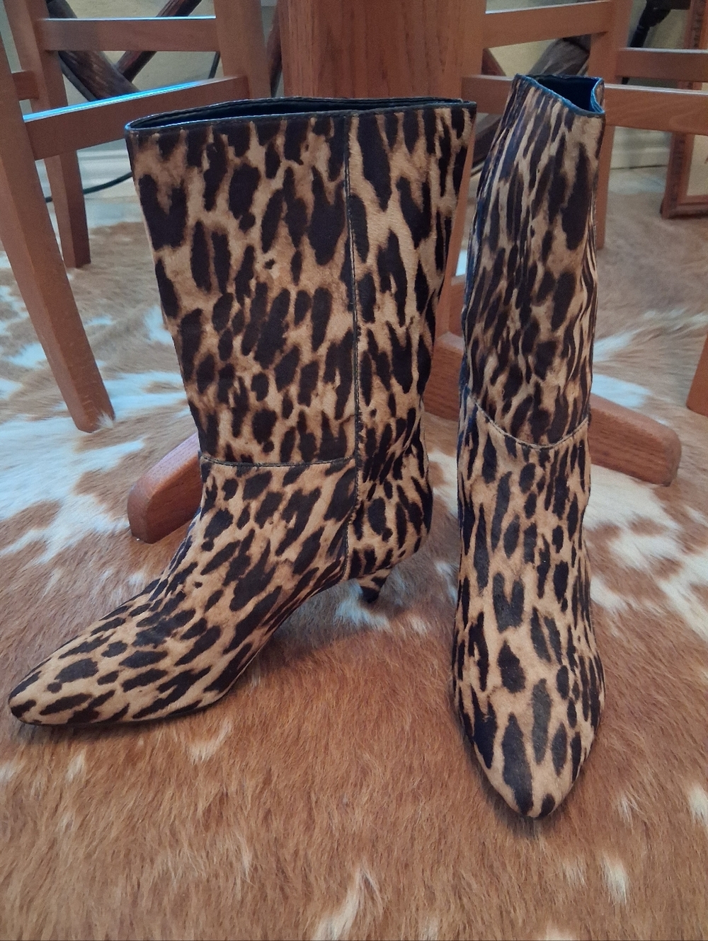 VINCE CAMUTO Leopard Print Mid-Calf Women's Boots Sz 9